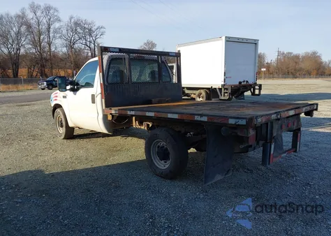 2002 Ford Super Duty F-350 Srw Xl/Xlt из США, поврежденный, VIN 1FDSF34L82ED71194